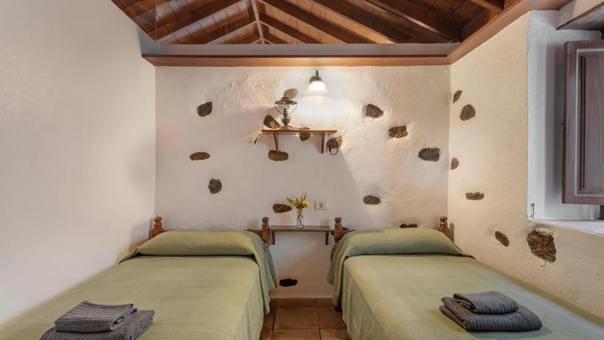 Ca'Maria Villa Agulo 0*,  Spain